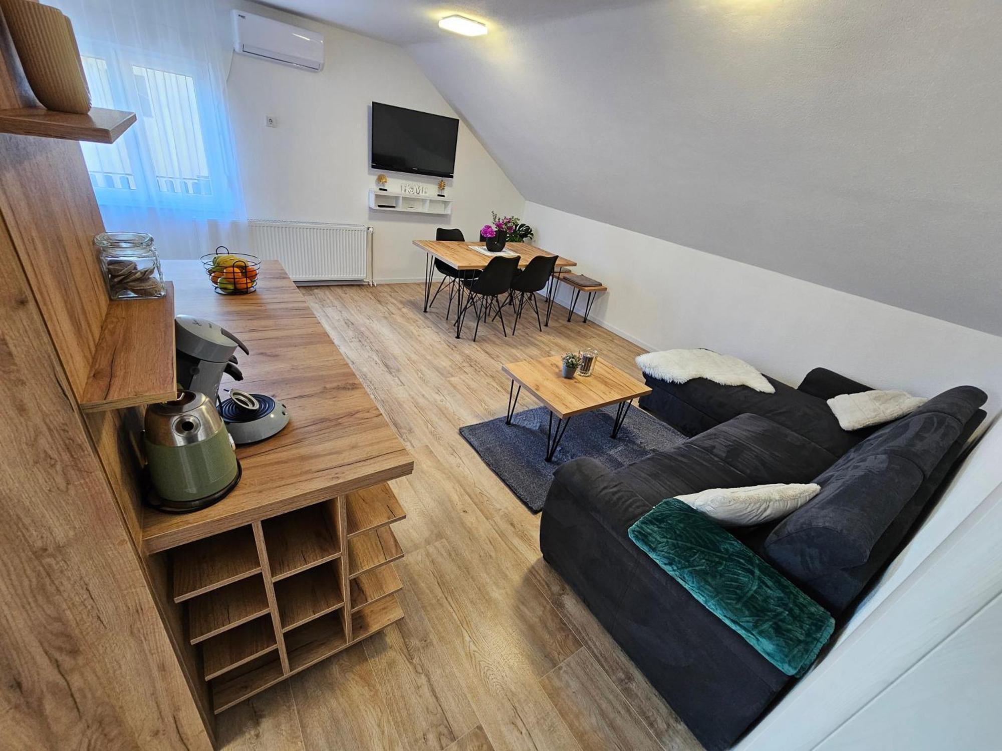 Ana Apartman Gračac Kültér fotó