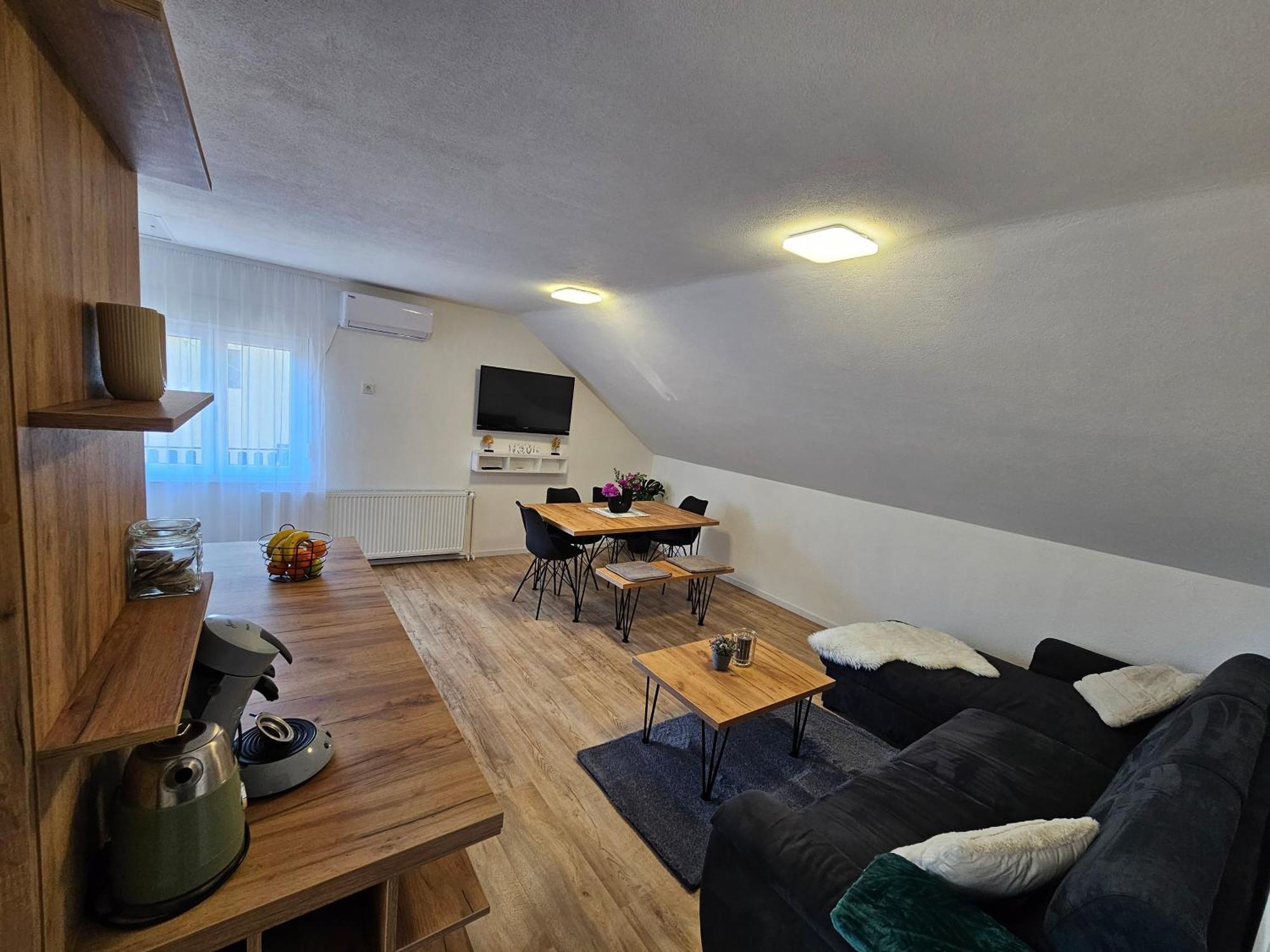 Ana Apartman Gračac Kültér fotó
