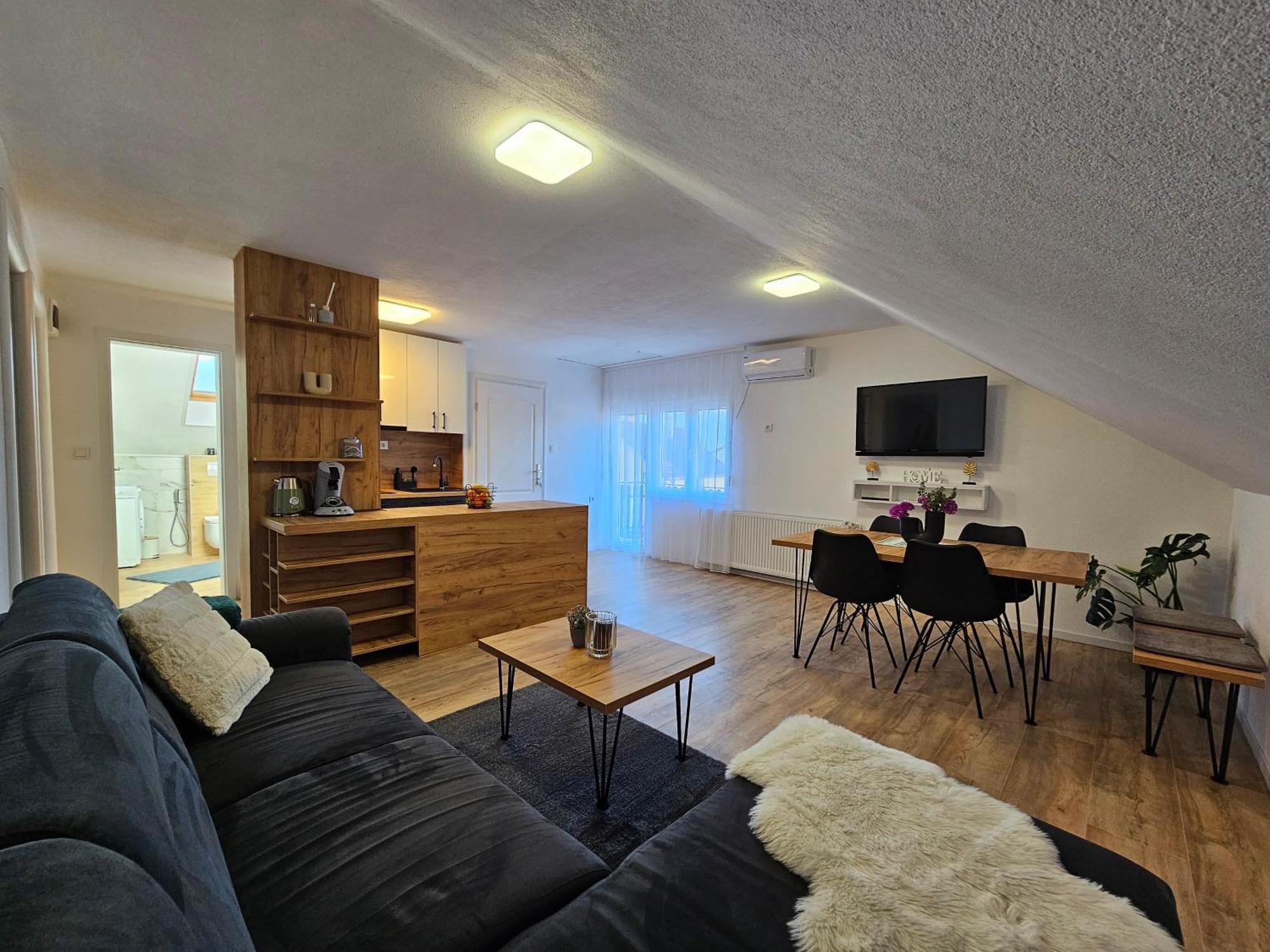 Ana Apartman Gračac Kültér fotó