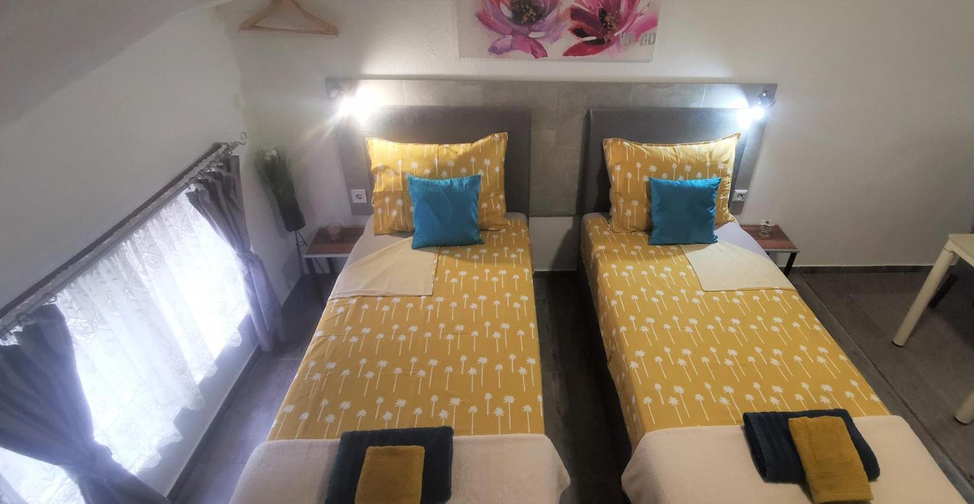 Ana Apartman Gračac Kültér fotó